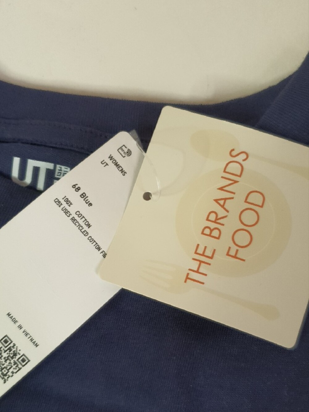 Uniqlo The Brands Food UT Graphic T-Shirt M - Picture 3 of 5